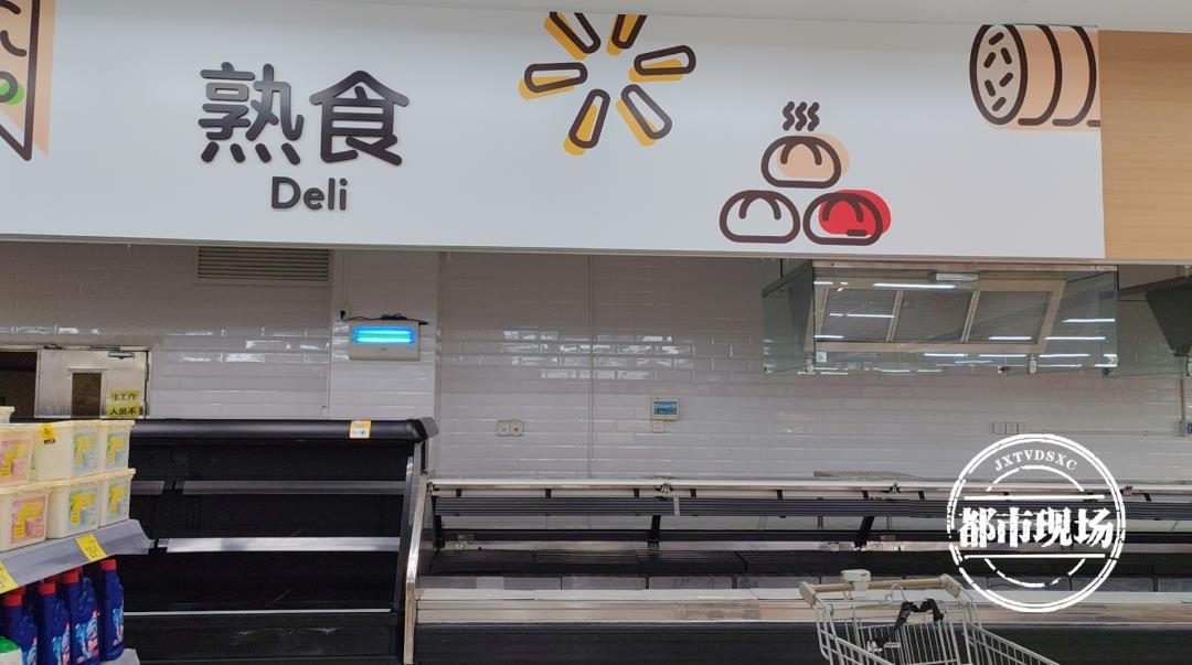 DƬ
